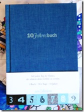 10 Jahresbuch